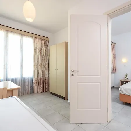 Apartments Naxos Camping Naxos City Room photo